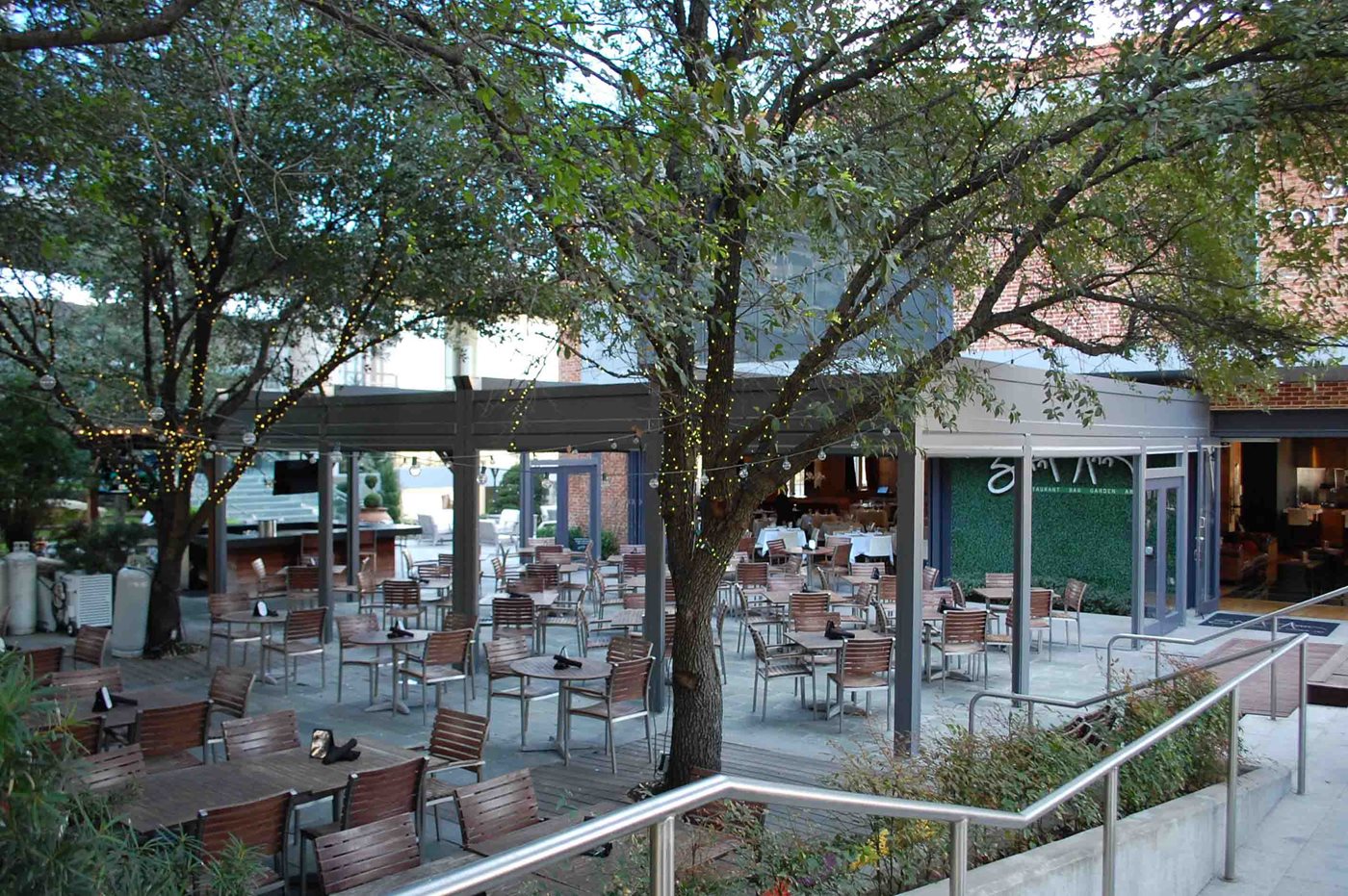 Flat-B-Space-at-Saint-Ann-Restaurant-Bar-in-Downtown-Dallas,-TX-(5).JPG
